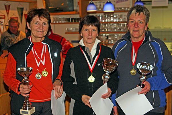 von links: Sieglinde Pirker, Hedwig Strasser, Reingard Griesser 